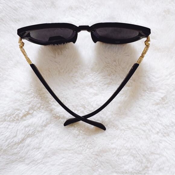 Genevieve Black Rimless Polarized Sunglasses - Picture 10 of 10